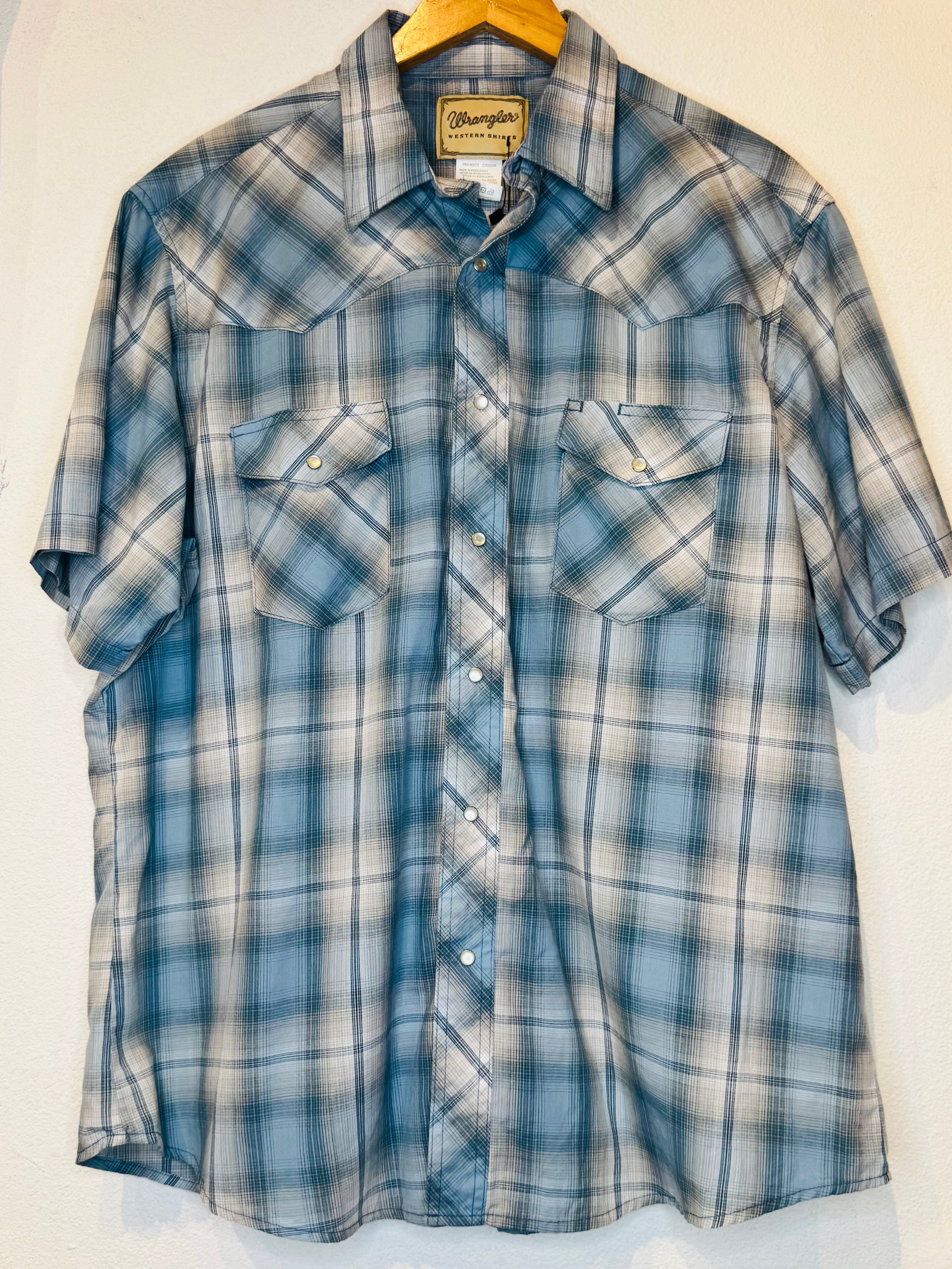 Wrangler Blue Vintage Pearl Snap - Burnout