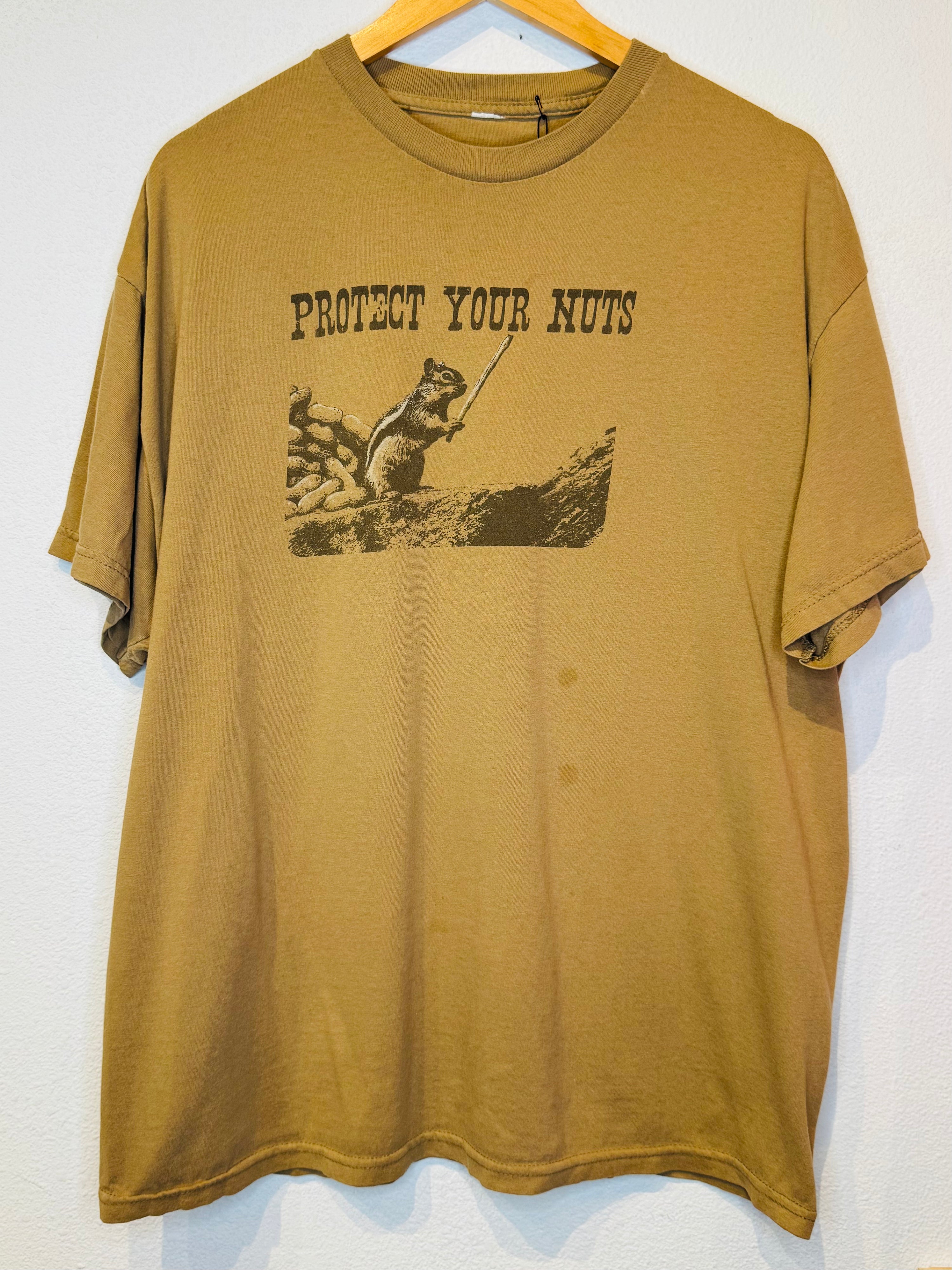 Nuts Vintage Tee - Burnout