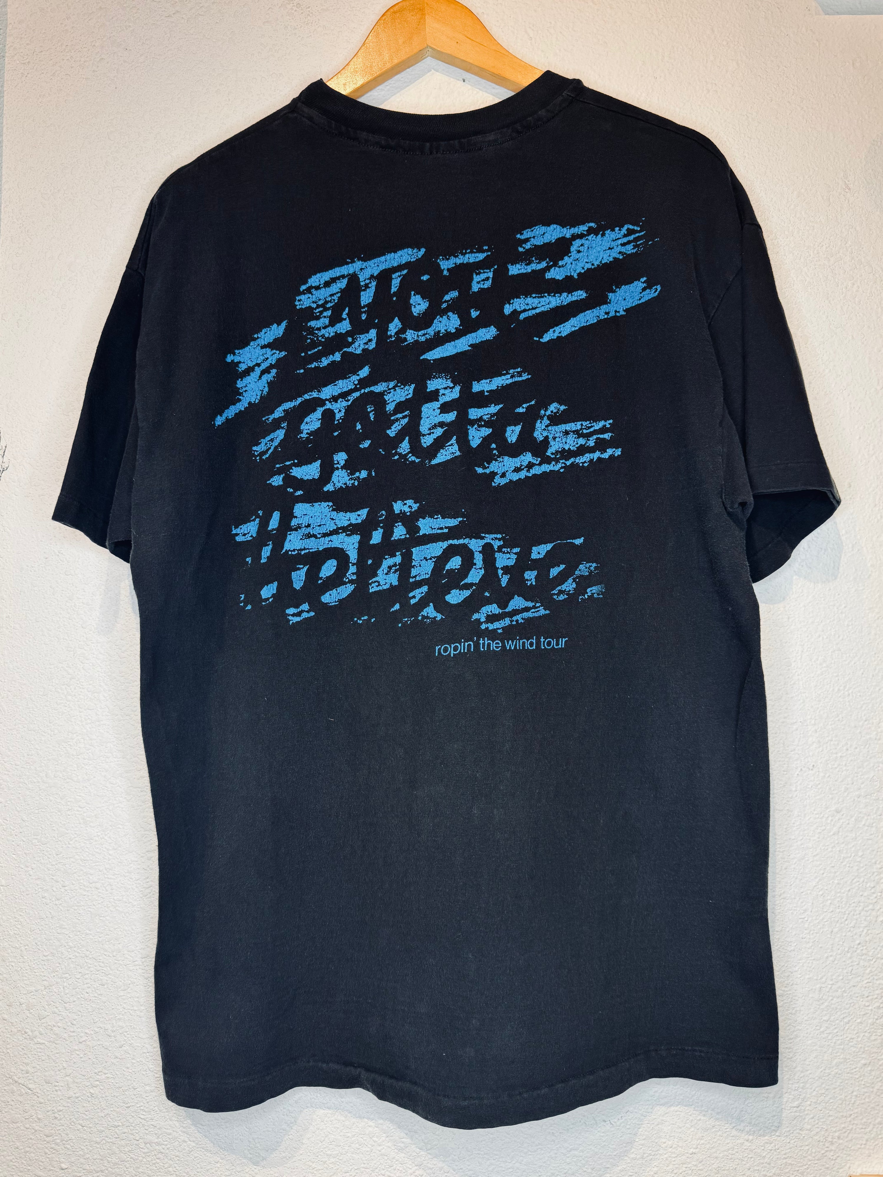 Garth Brooks Ropin the Wind Vintage Tee - Burnout