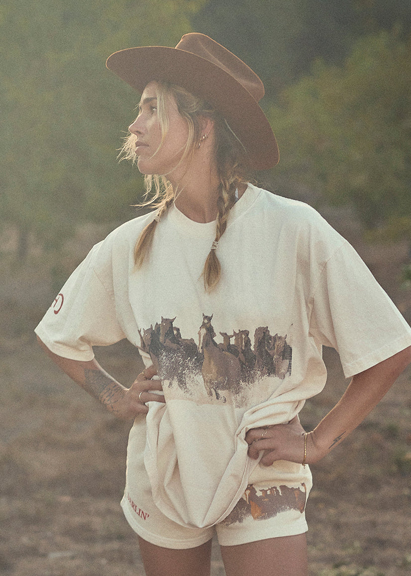 Wild Horse Short Sleeve - Creme - Burnout